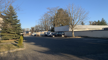 unser Parkplatz für die Hausgäste